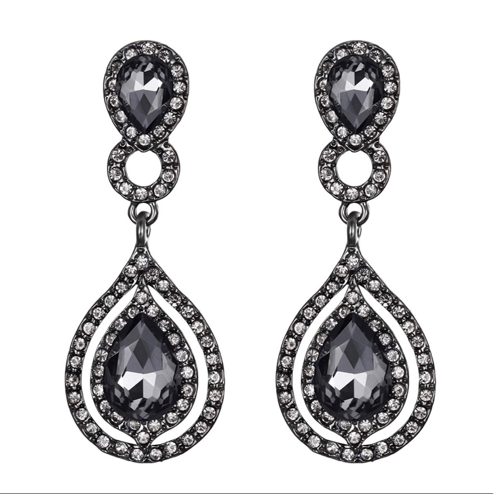 COPY - Crystal Teardrop Earrings